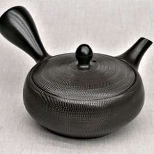 Teekanne-Kyusu-schwarz-flach-220ml