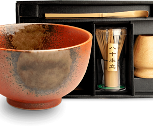 Matcha Set "Akayuu" 4-teilig in Geschenkbox - Teeblätter Versand